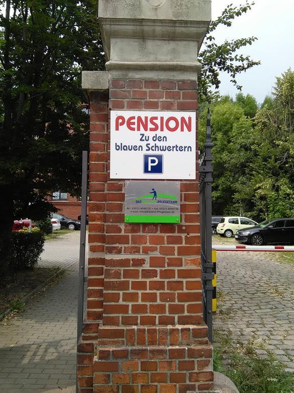 Zu Den Blauen Schwertern Meissen Hotel Exterior photo